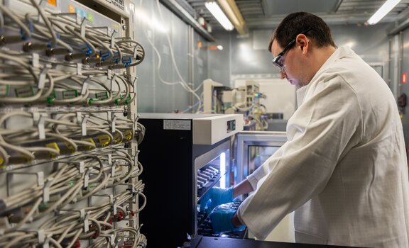 SOLiTHOR Gears Up to 500 Charging-Discharging Cycles Whilst Continuing Apace With Very Little Capacity Lost