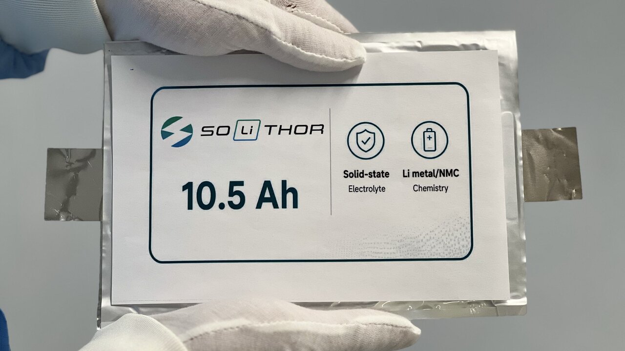 SOLiTHORFirst10Ahdemonstrationcell.jpg